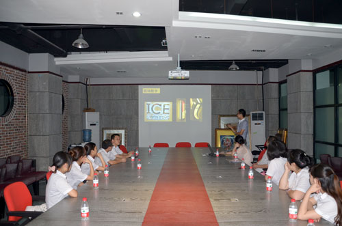 �ؑc���A�̎����M(j��n)��I(y��)��У�󹲰l(f��)չ