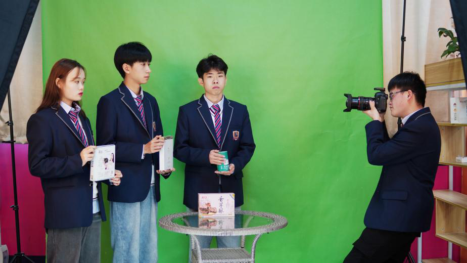 �������ҵČW(xu��)�㣡2021�p11ֱ��PK������