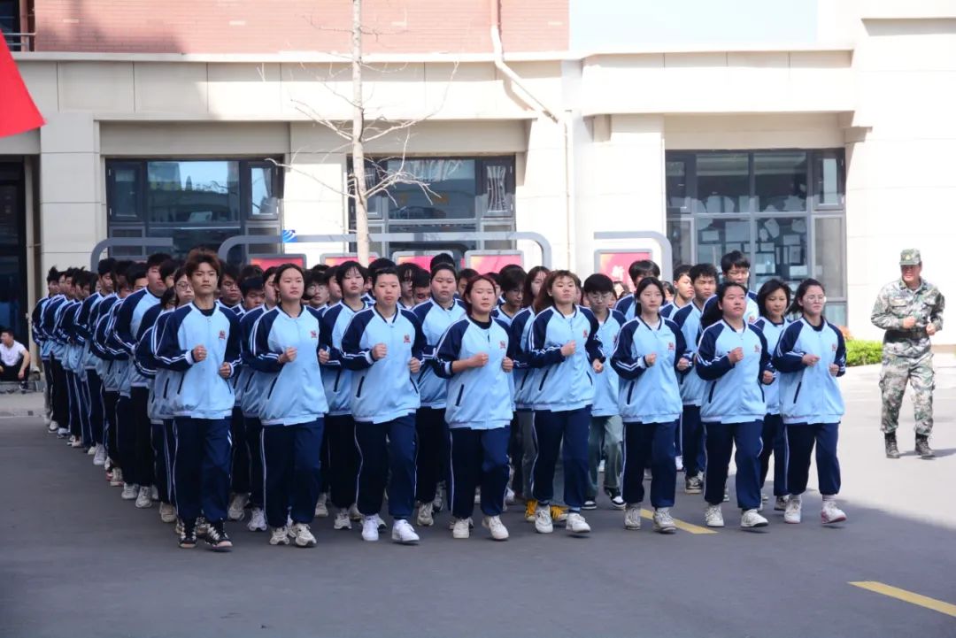 ����У���������A�����W(xu��)У����Ҏ(gu��)���c��(chu��ng)���T���I(y��)�����˗U